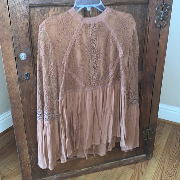 American Eagle Outfitters Tops - American Eagle Outfitters BOHO Gauze Flare Sleeve Top